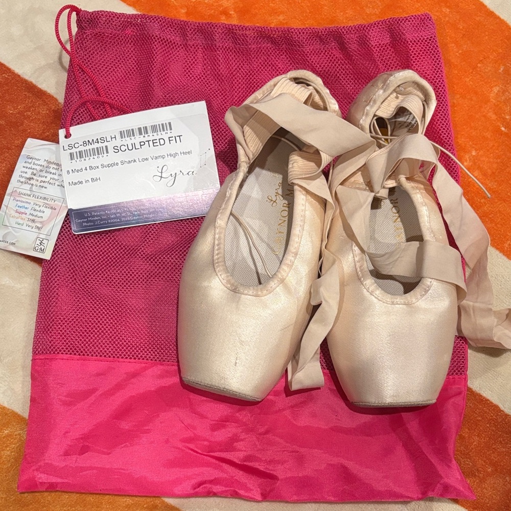 Gaynor Minden Lyra (European Made)